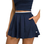 Wilson Short Velocity Pleated Marine Femme